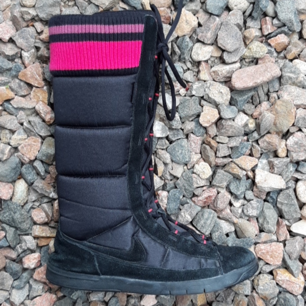 Nike black tall winter snow boots sz 9.5